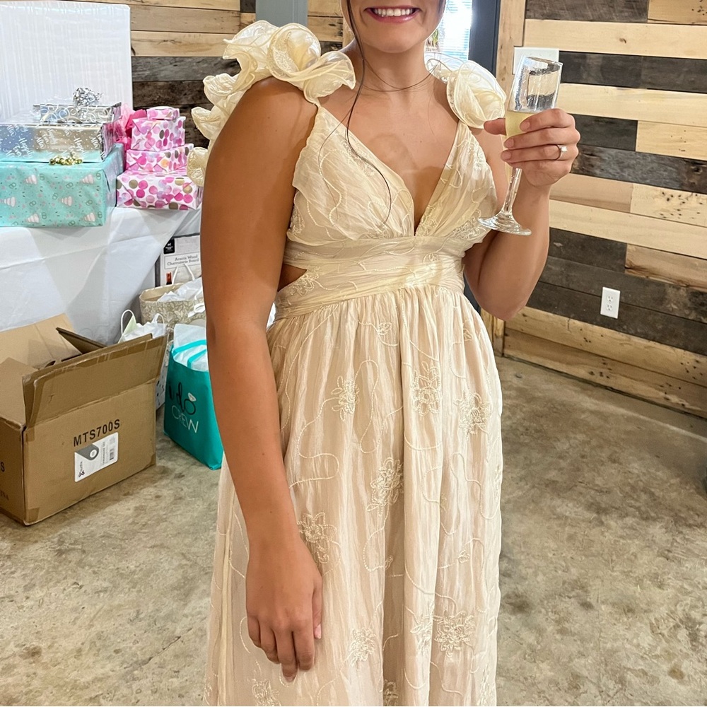 Bridal Shower Dress - Picture 2 of 2